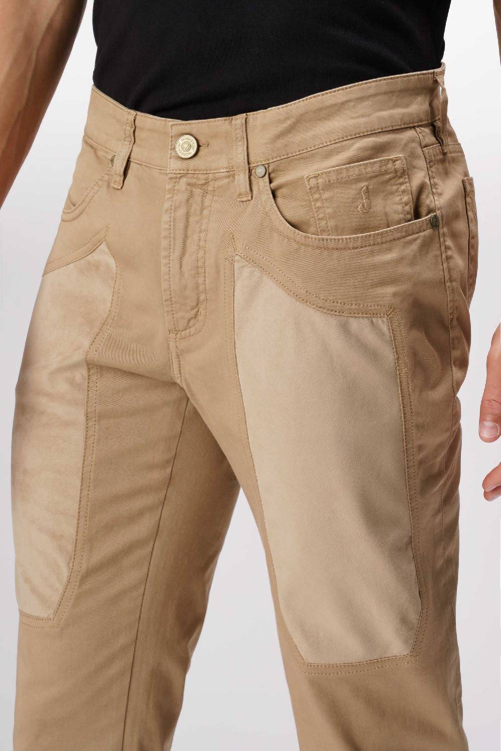 Jeckerson John - Pantalone 5 tasche con toppa in alcantara beige scuro Spedizione Gratuita