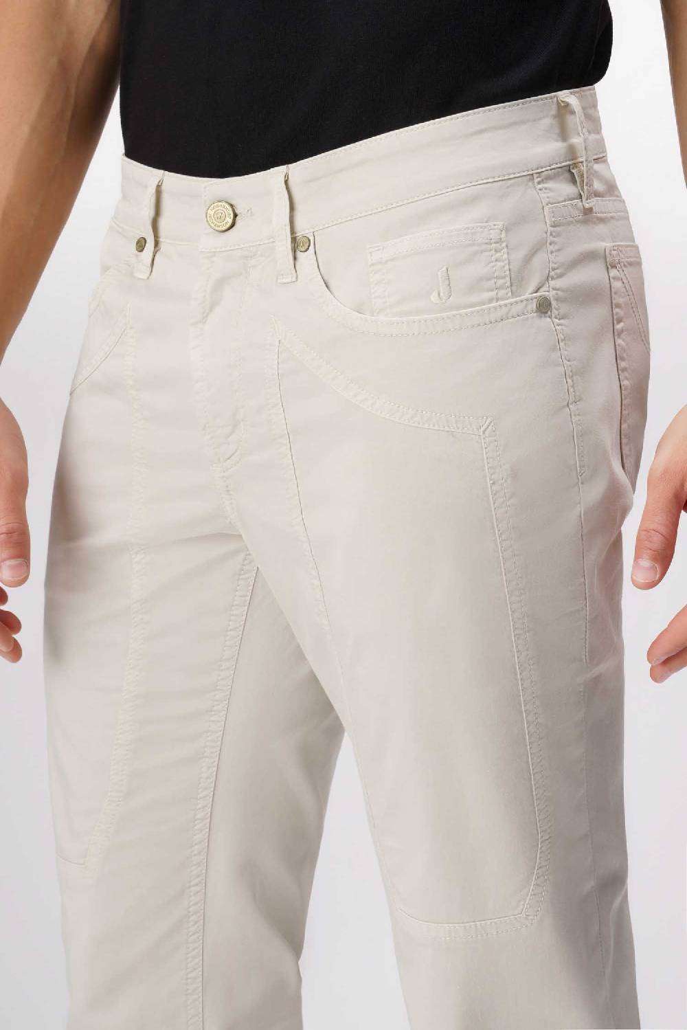 Jeckerson John - Pantalone 5 tasche in armatura raso beige chiaro Shopping Online