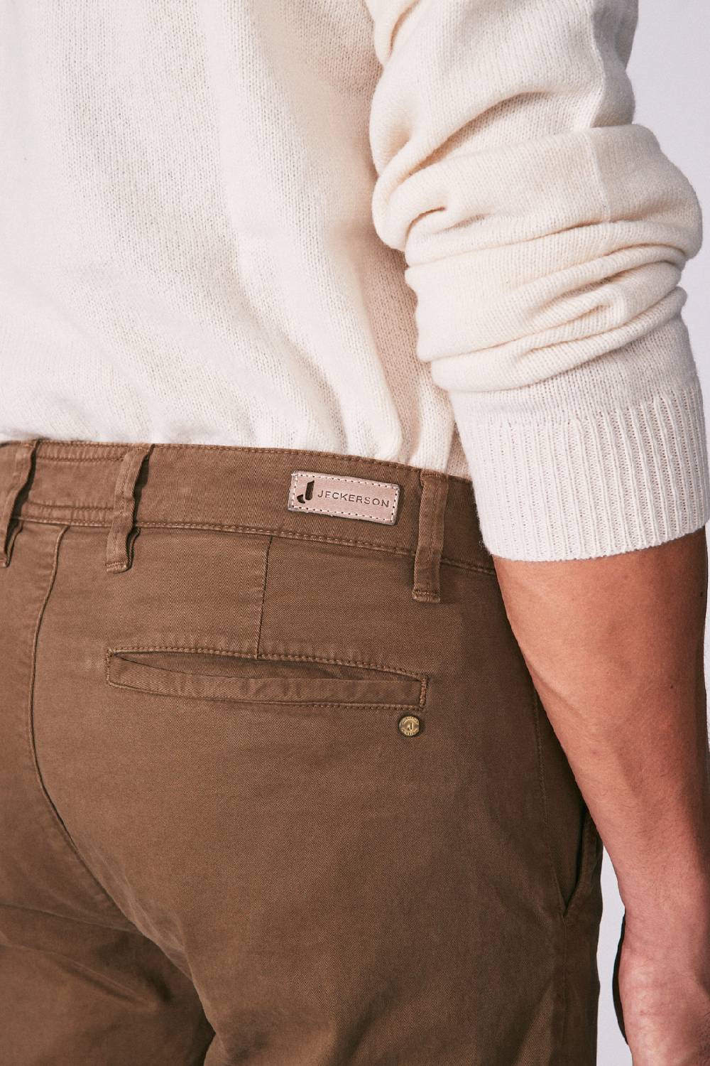 Jeckerson Chino slim fit in gabardina stretch In Vendita