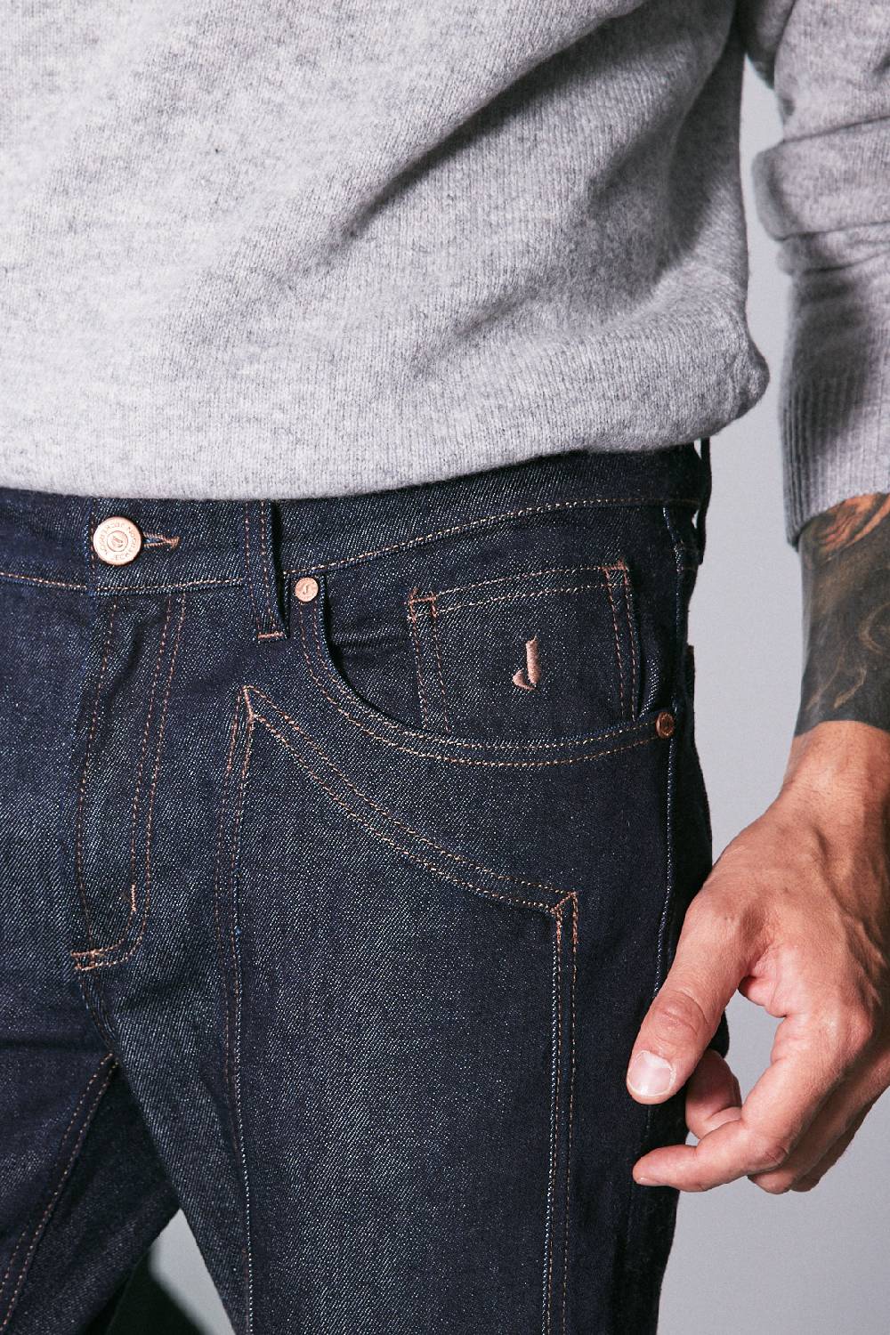 Jeckerson Pantalone 5 tasche con toppa in denim Saldi