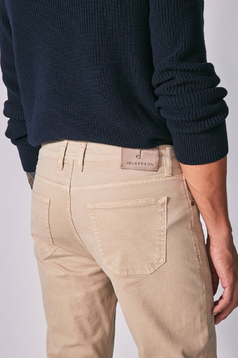 Jeckerson Pantalone skinny in gabardina stretch con toppa Saldi Di Fabbrica
