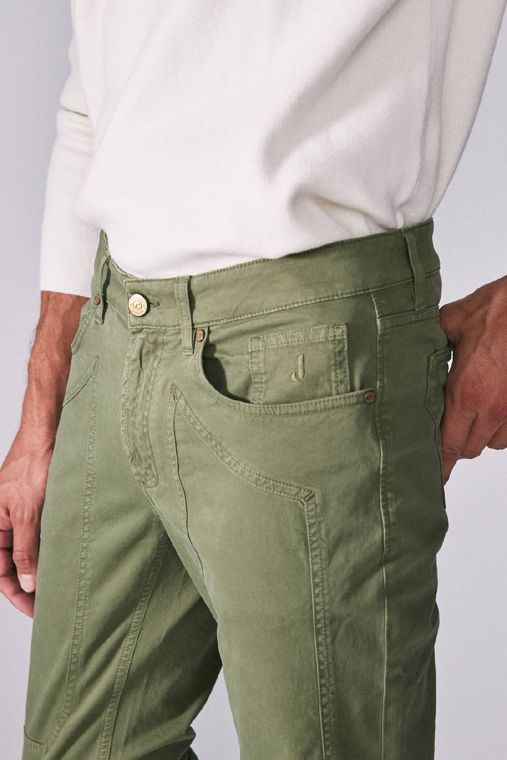 Jeckerson Pantalone slim fit con toppa I Più Venduti