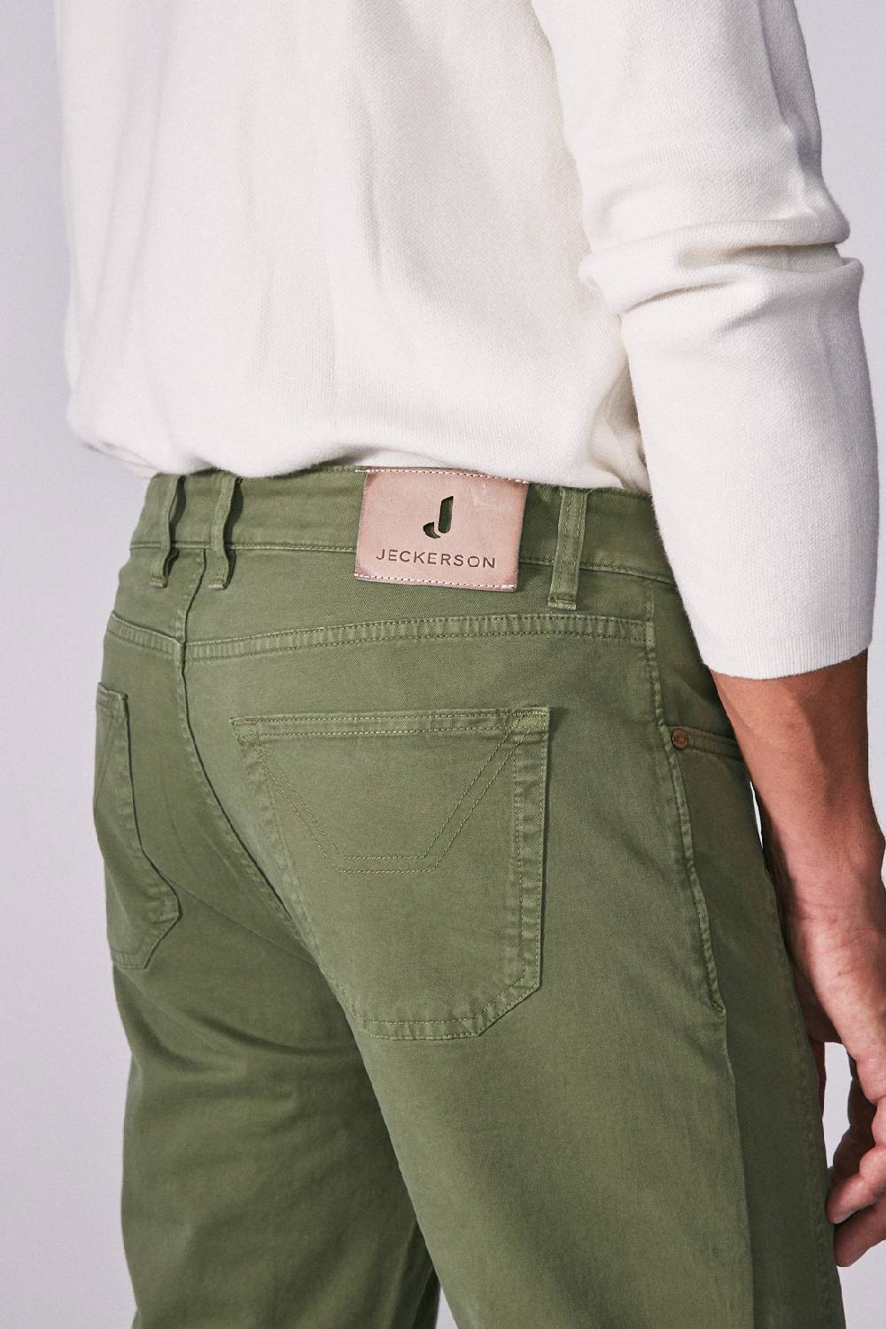 Jeckerson Pantalone slim fit con toppa I Più Venduti