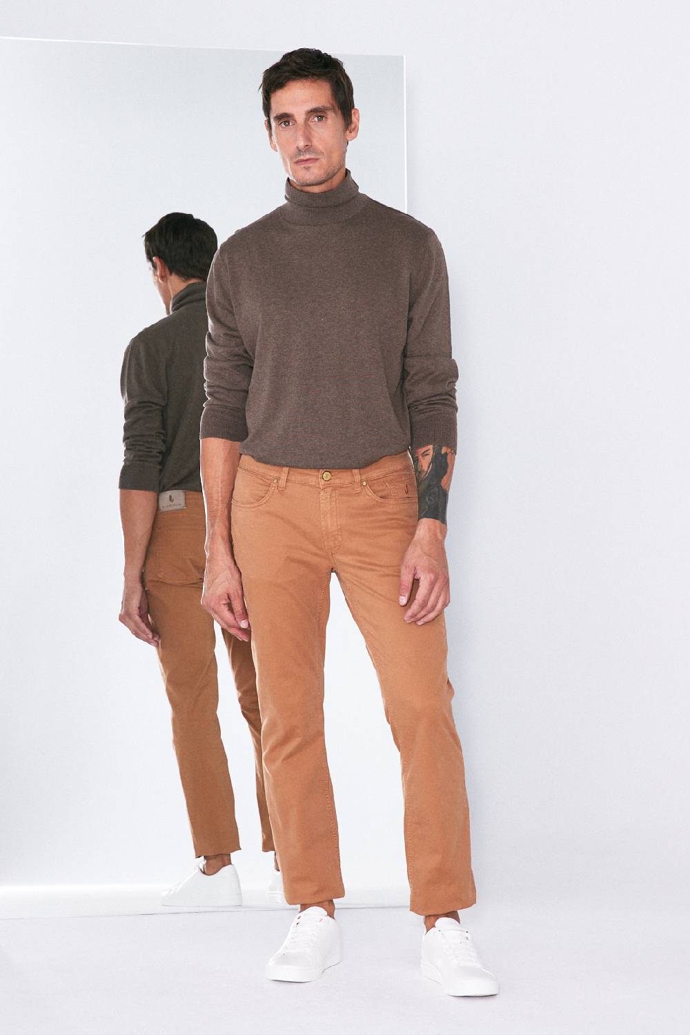 Jeckerson Pantalone slim in gabardina stretch In Saldo