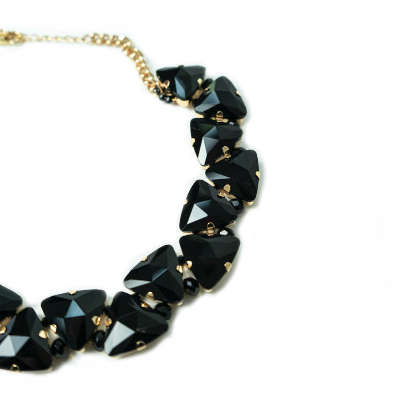 La Kore Collana con pietre nere Sconto