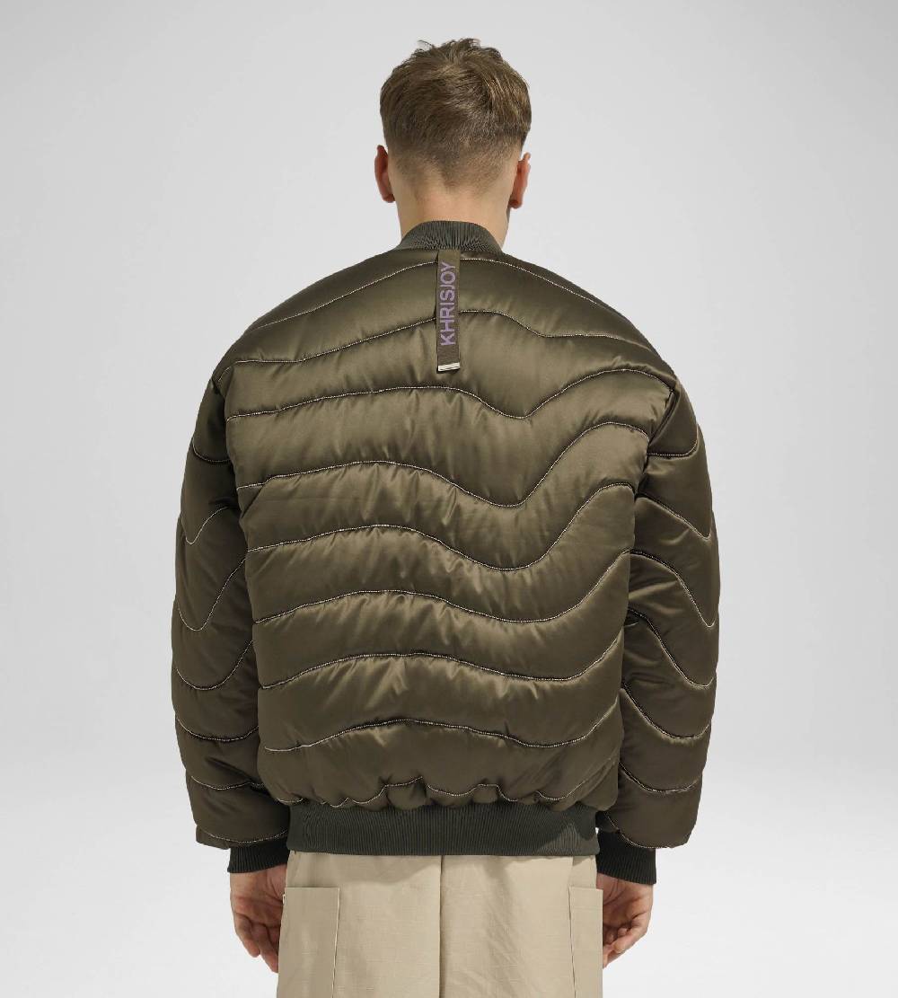 Khrisjoy BOMBER SATIN WAVE CHAINS OLIVE GREEN Offerta esclusiva