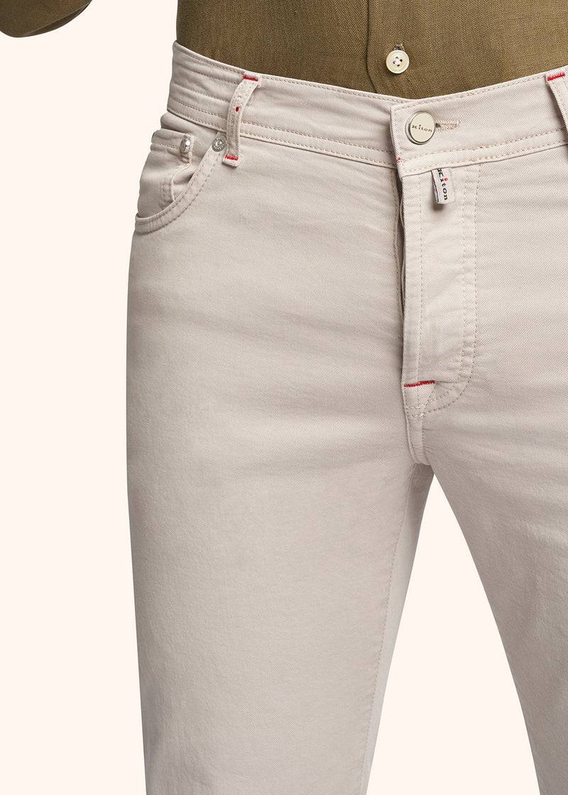 Kiton PANTALONI COTONE UPNJSMJ0738B04 Offerta migliore