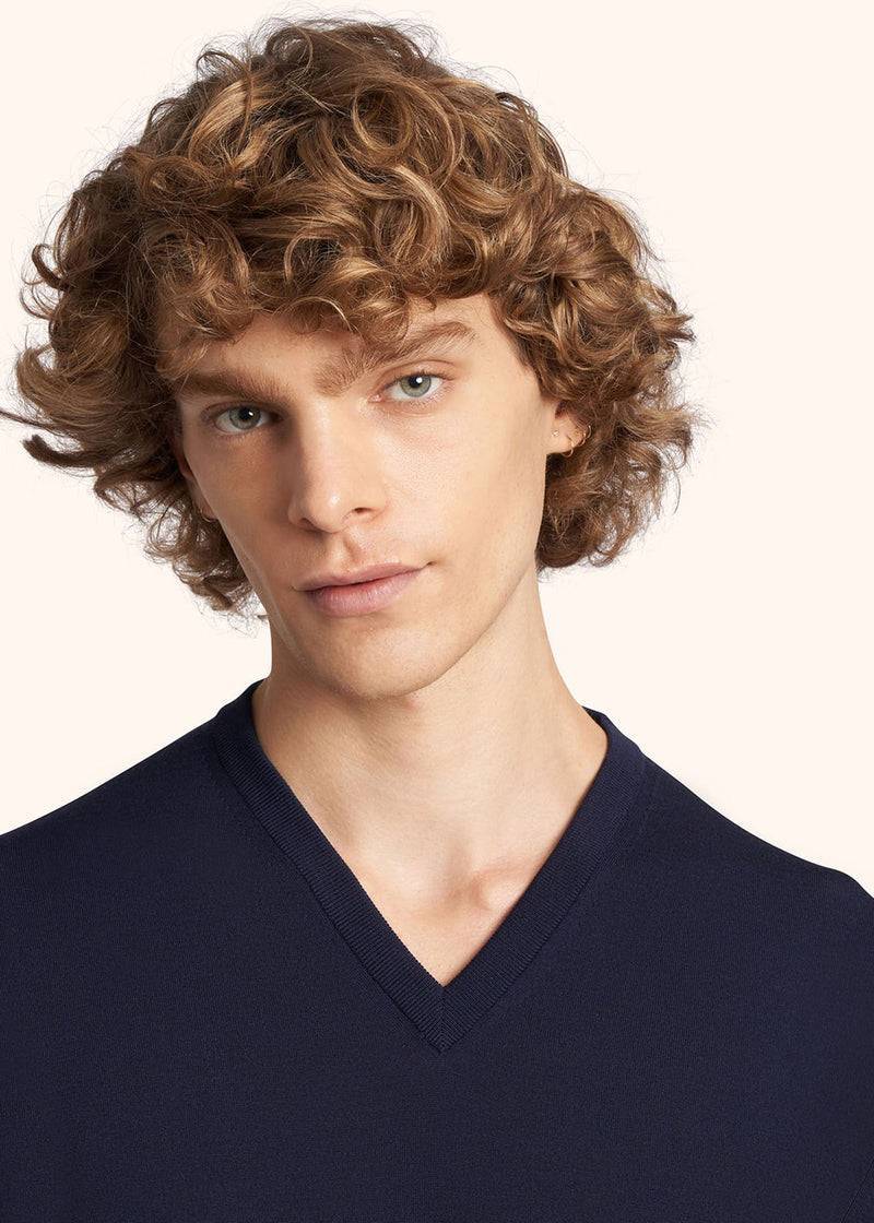Kiton MAGLIA SCOLLO V LANA UK865K4 Offerte giornaliere