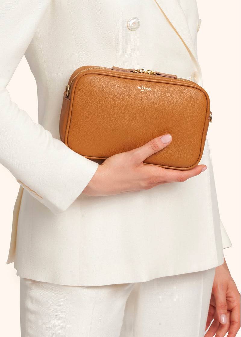 Kiton BIG - BORSA CALFSKIN DSSBIGN0096714 Fino Al -60%