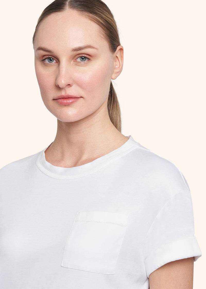 Kiton T-SHIRT COTONE D55426H0805101 Ultimi tre giorni