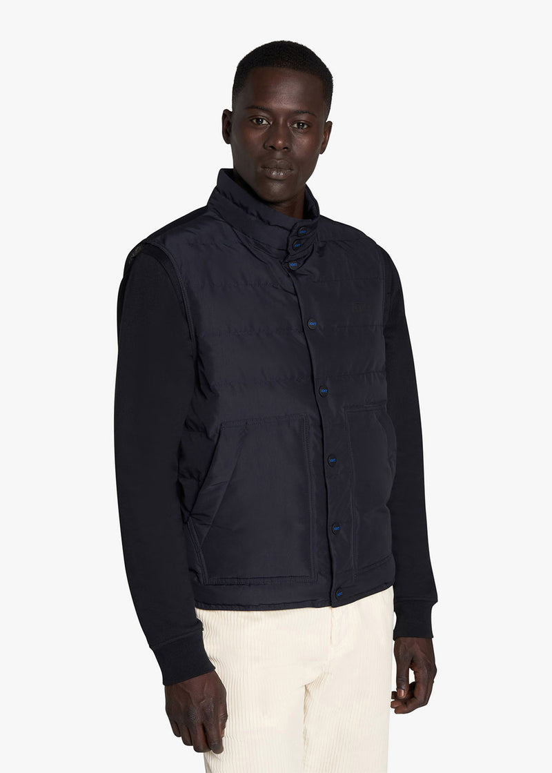 Kiton GIUBBOTTO SMANICATO POLIESTERE UGKN044YC400204 Offerte esclusive
