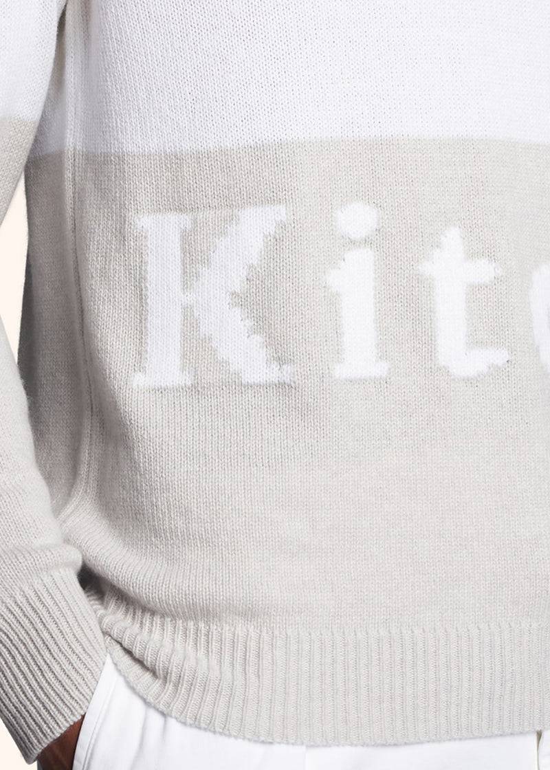 Kiton MAGLIA GIROCOLLO Cashmere UK1309W21V131 Trasporto libero internazionale