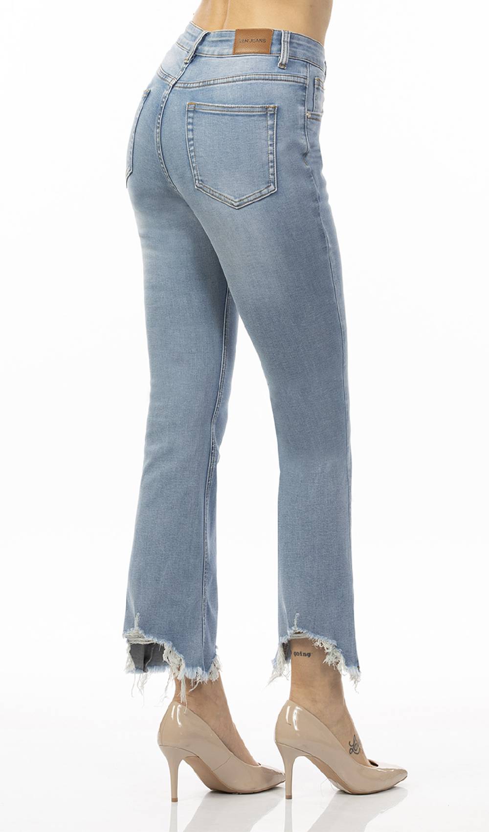 Koralline JEANS CON ORLO CONSUMATO Ultimi tre giorni