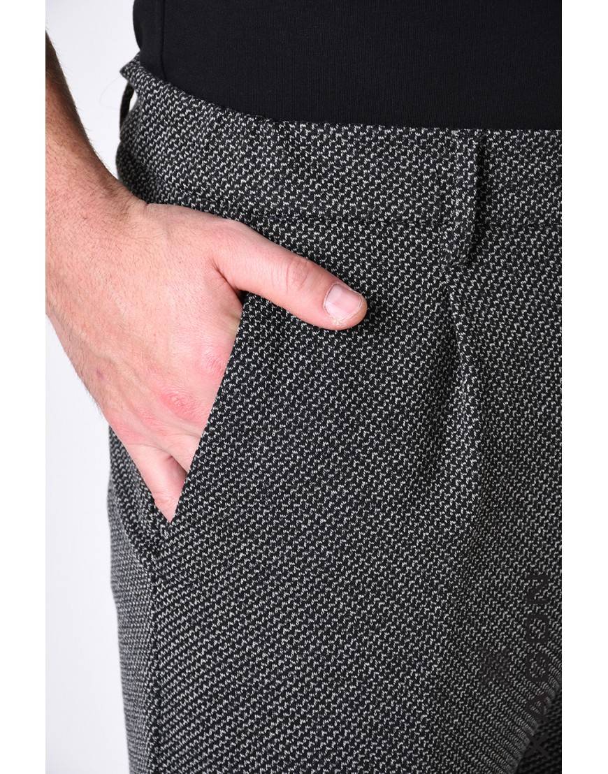 La haine inside us PANTALONE 1PCHIPA Nero Offerta