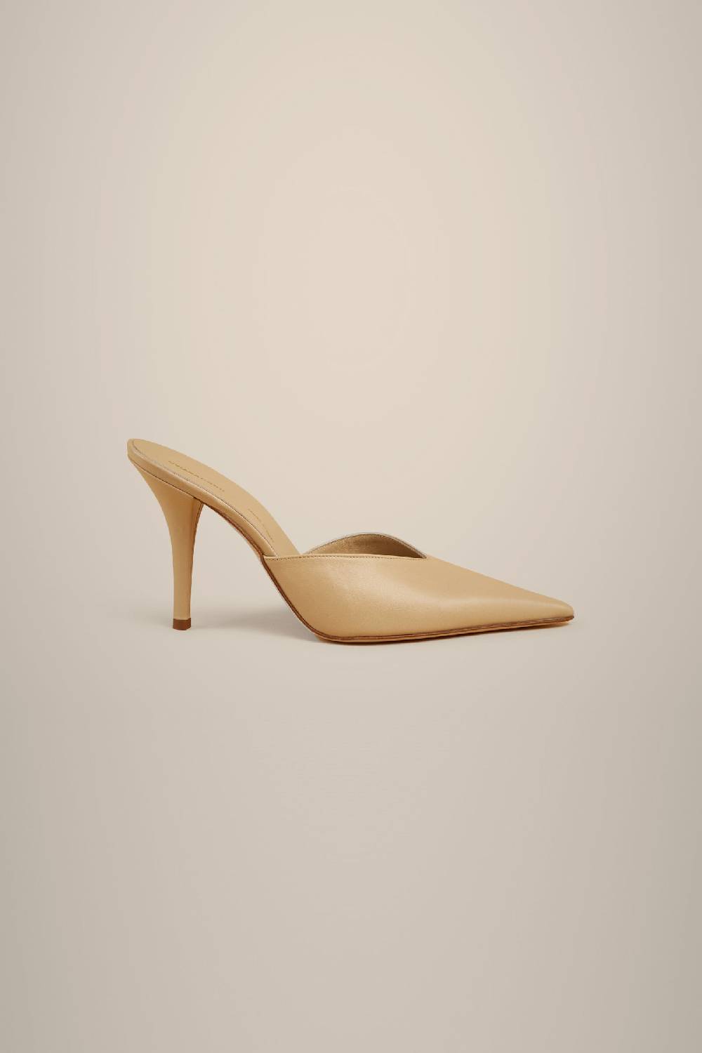 Liviana Conti MULES SCOLLO ASIMME. S4AA4SC02E47-0.38 In Vendita