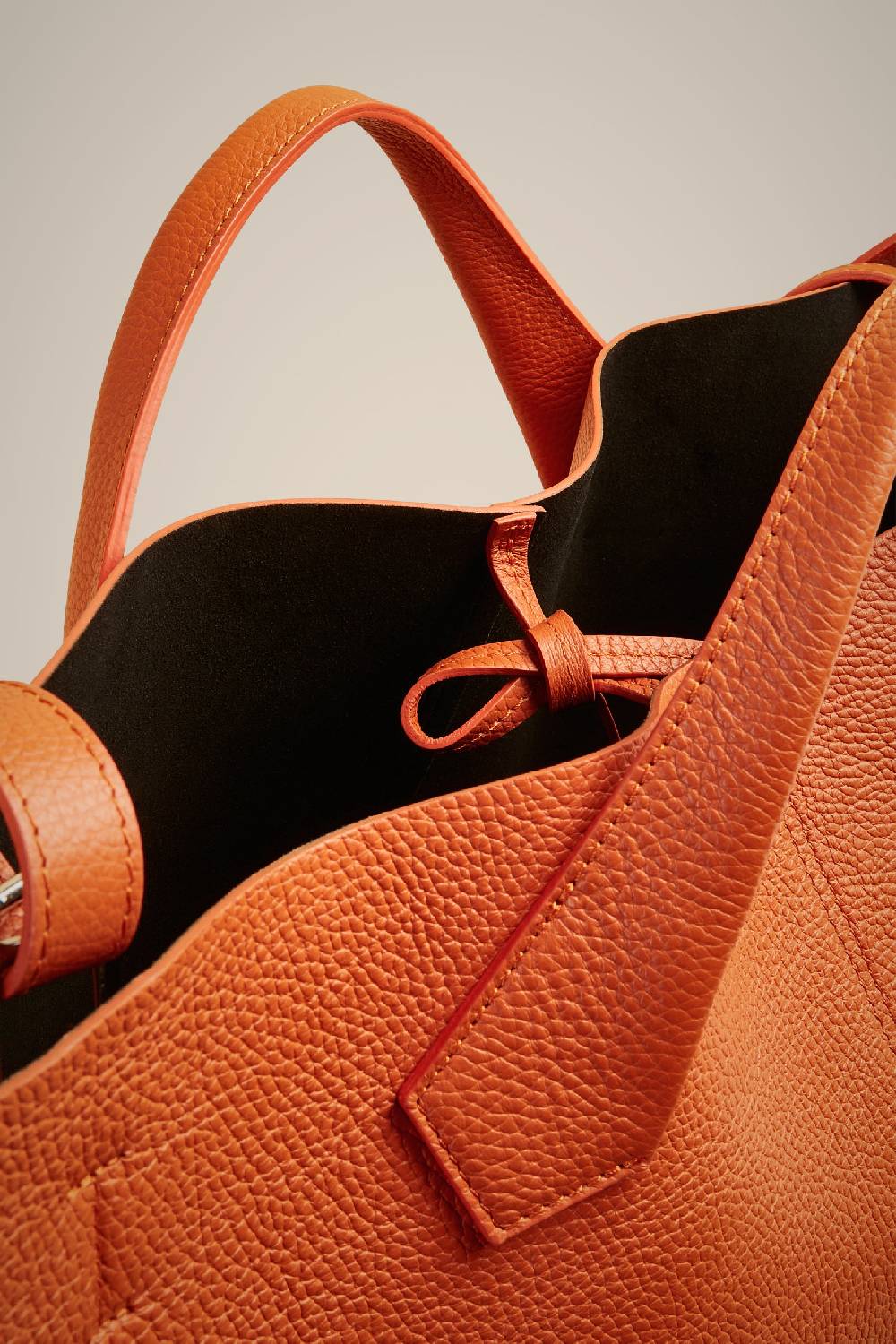 Liviana Conti MAXI TOTE TRACOLLA S4AA4SA05C36-0.NR Grandi sconti