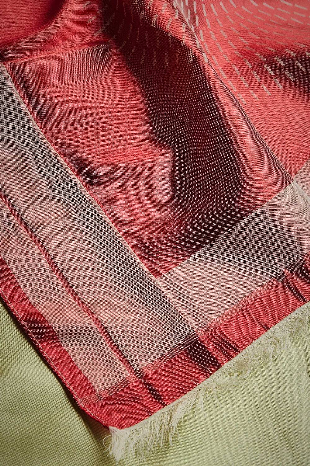 Liviana Conti STOLA JACQUARD MULTI S4AA4SF1812MLT.NR Offerte giornaliere