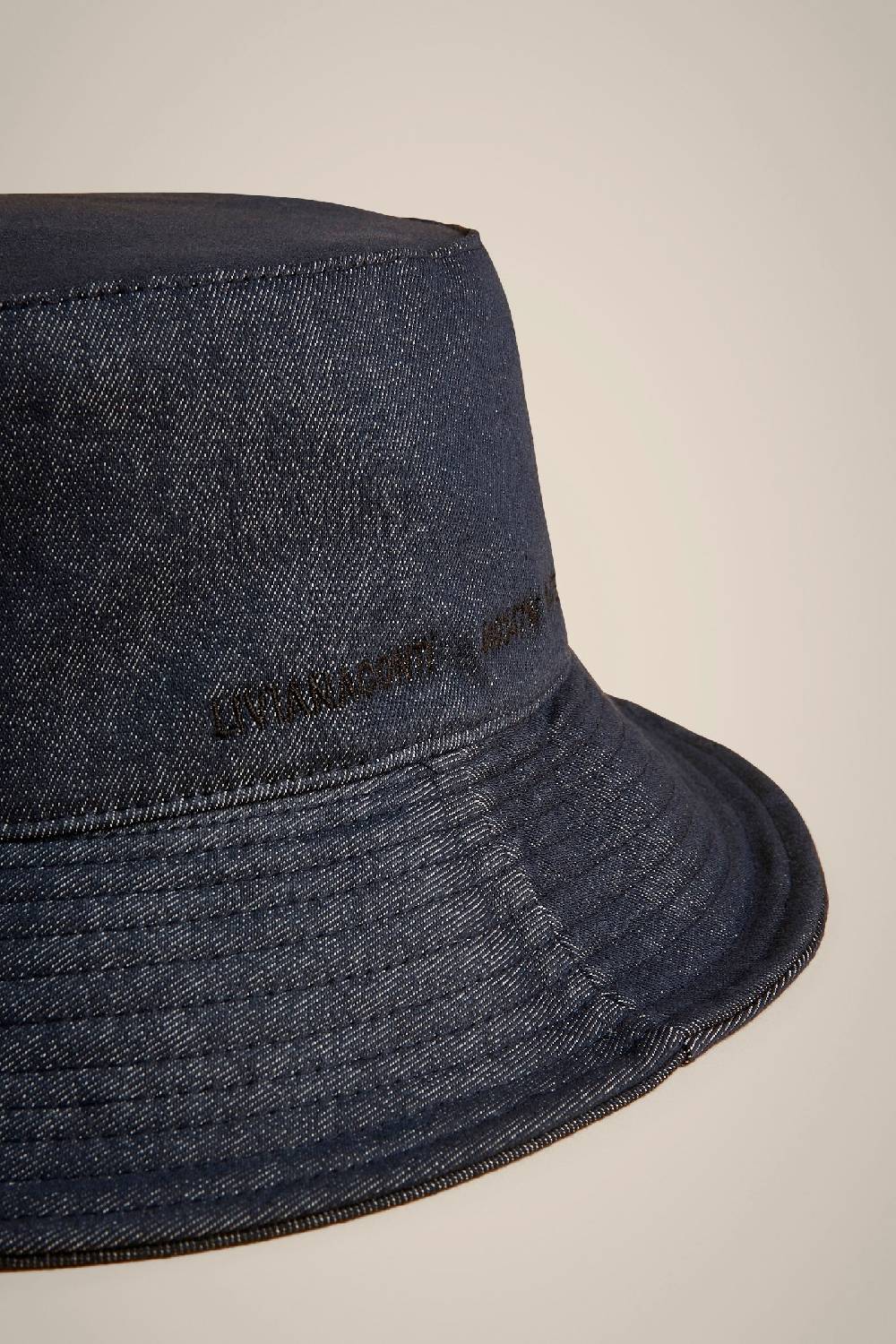 Liviana Conti CAPPELLO BUCKET S4AA4SF06N08-0.S Offerta settimanale