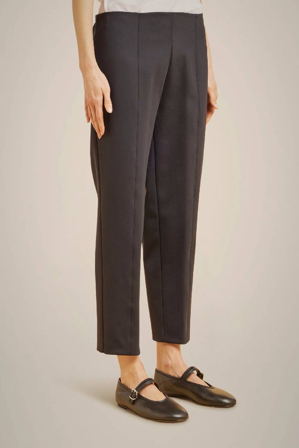 Liviana Conti PANTALONE AFFUSOLATO W4LL4WJ35Y69-0.38 Acquista Ora
