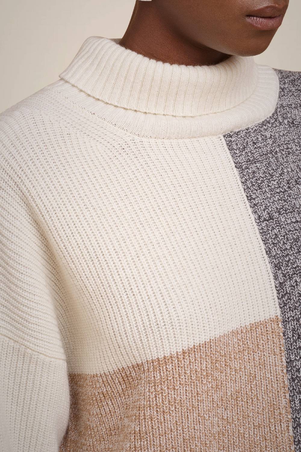 Liviana Conti MAGLIA COLOR BLOCK W4FF4WC32A01TY.XS Offerte