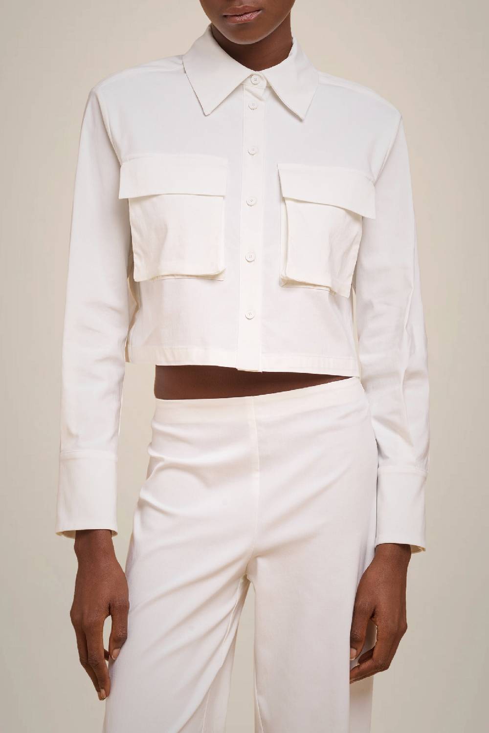 Liviana Conti CAMICIA CROP W4FF4WR06A08-1.46 Offerta speciale
