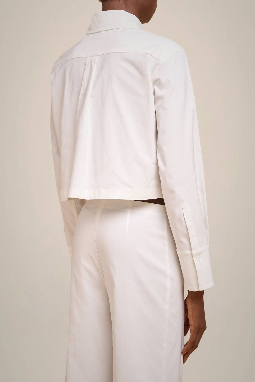 Liviana Conti CAMICIA CROP W4FF4WR06A08-1.46 Offerta speciale