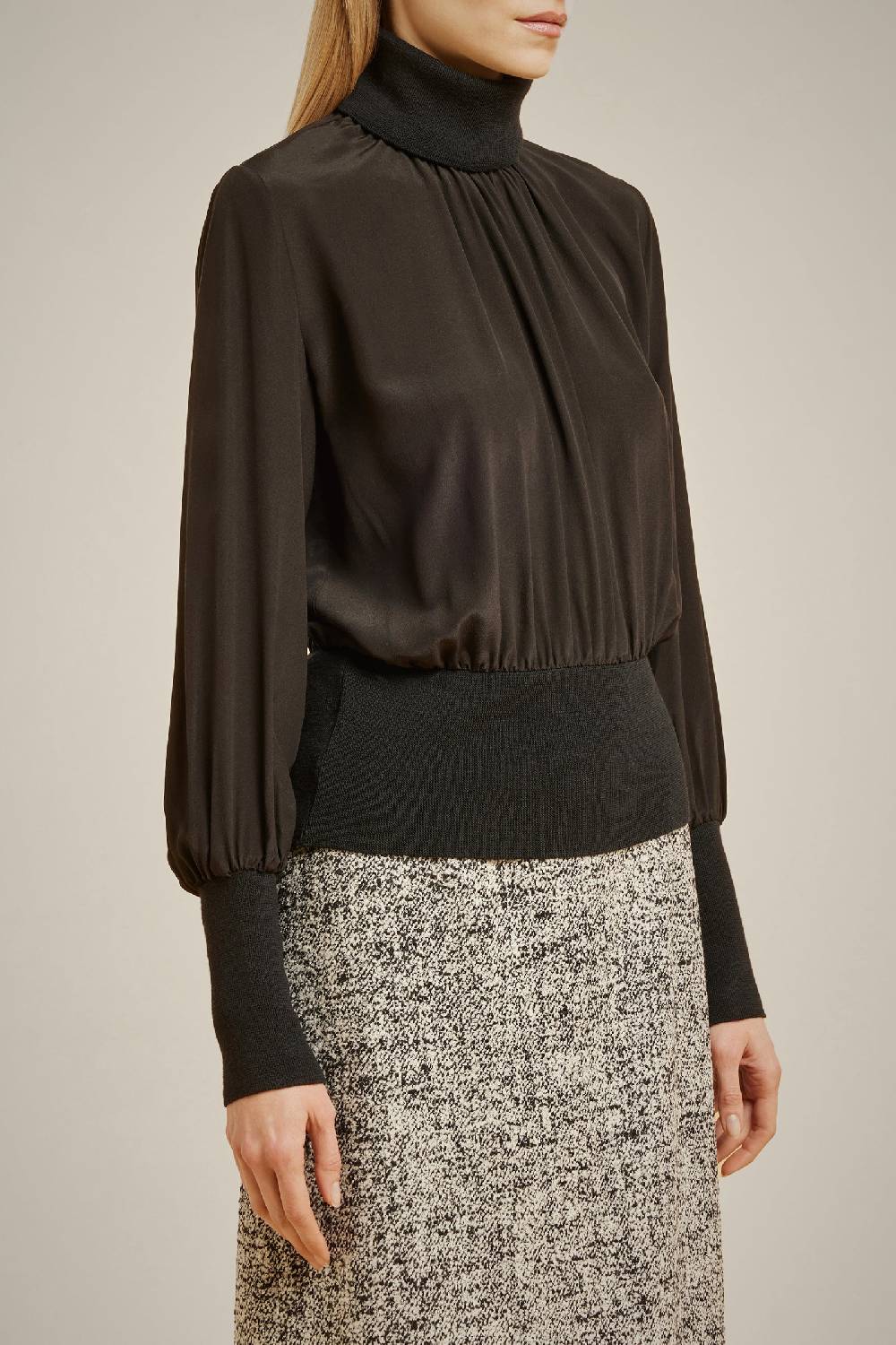 Liviana Conti BLUSA COLLO ALTO 100% SETA W4LL4WS08Y69-0.38 Offerta San Valentino