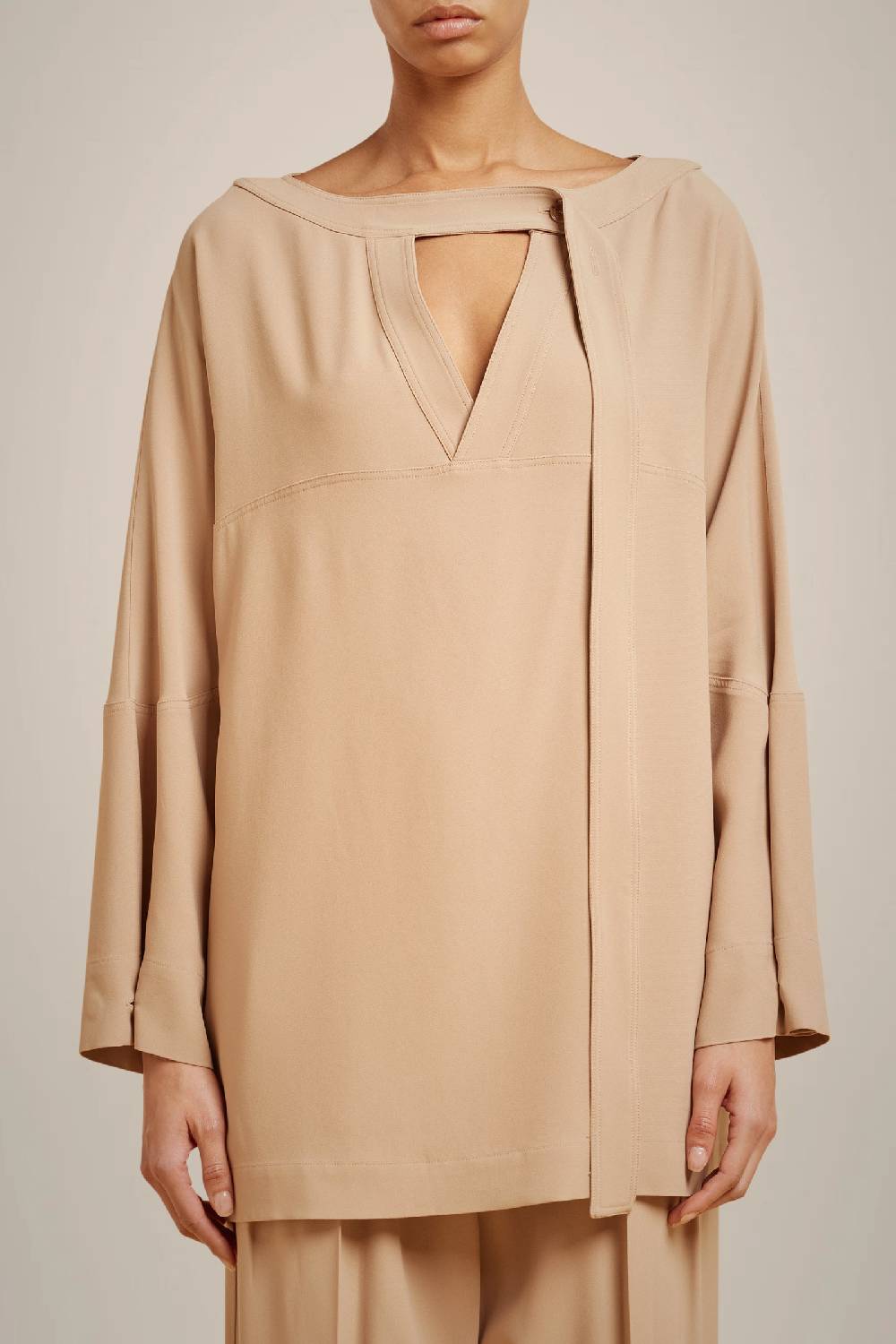 Liviana Conti BLUSA CON LACCIO W4LL4WS25V61-0.38 Offerta migliore