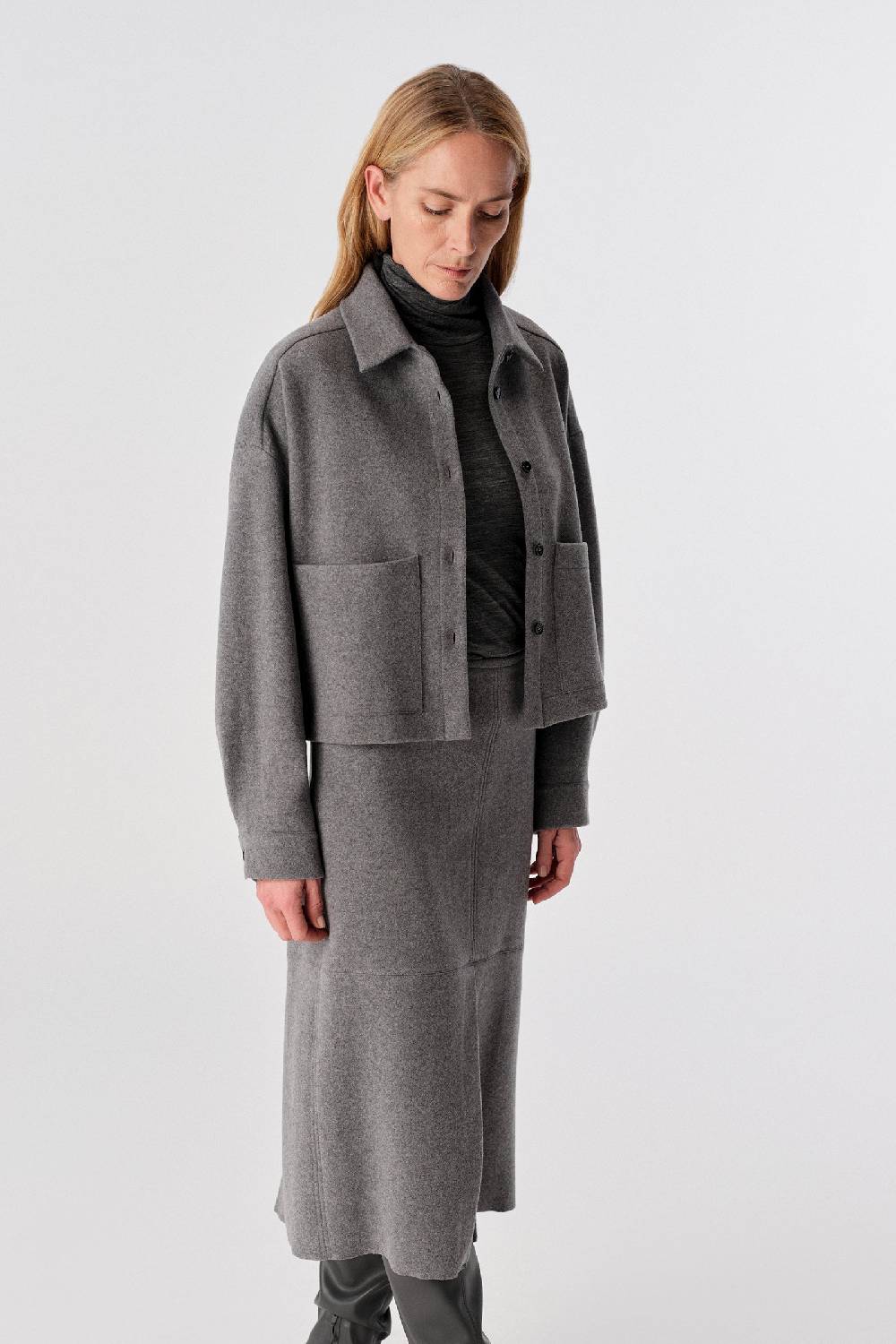 Liviana Conti GIACCA CROP CON COLLETTO W4LL4WL52Y13-0.38 Sconto