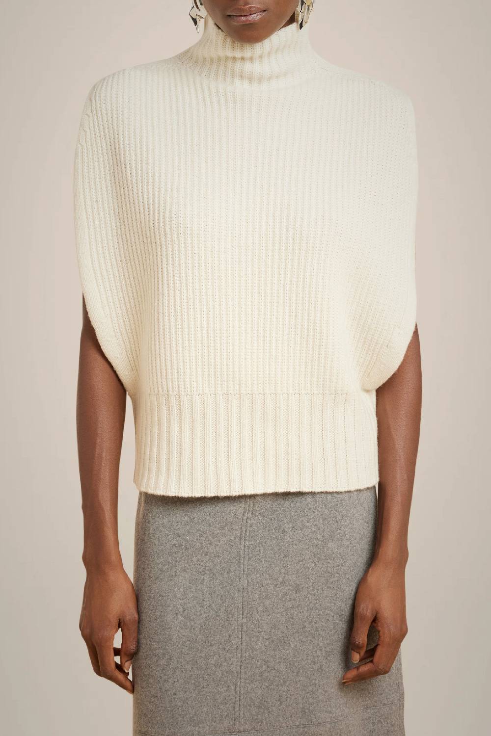 Liviana Conti GILET 100% CASHMERE W4LL4WC90A08-1.XS Offerta