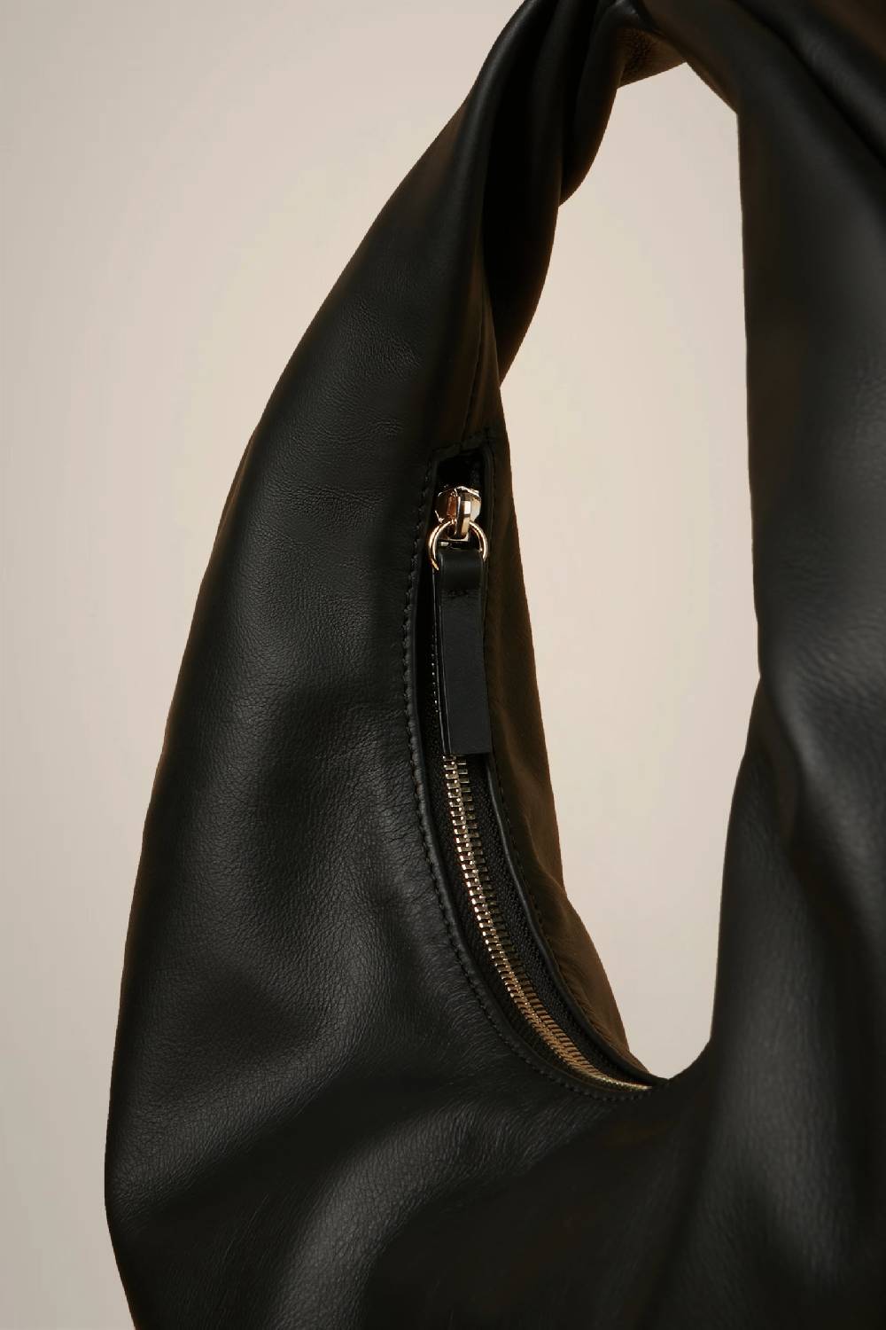 Liviana Conti HOBO PUFFY W4AA4WA12Y69-0.NR Offerte