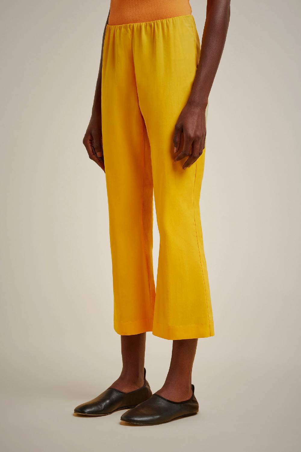 Liviana Conti PANTALONE S4FCNTK50C01-0.38 Comprane uno, ottenene uno gratis