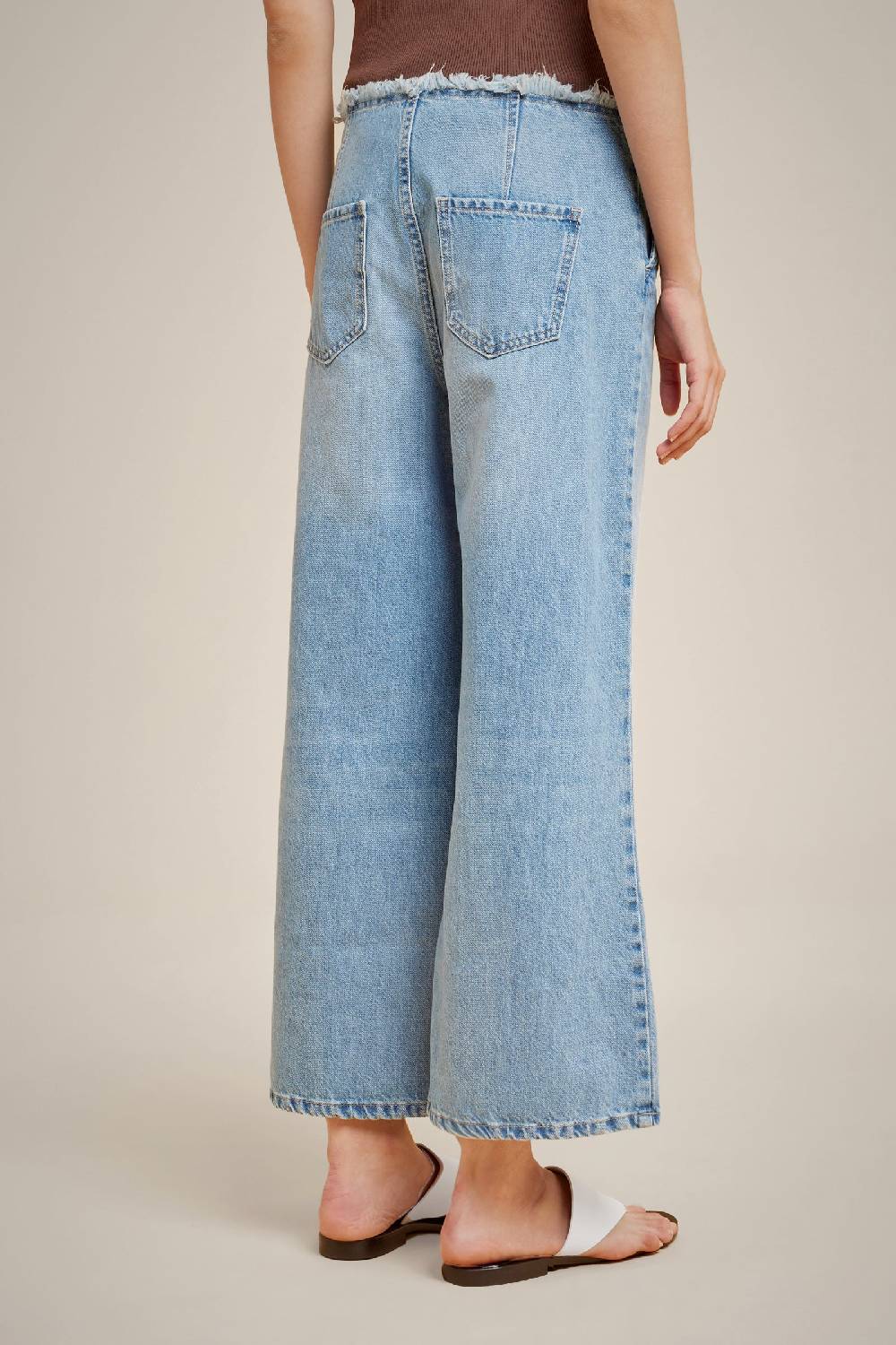 Liviana Conti CROPPED JEANS S4LL4SY81Z97-0.26 Ritorno libero
