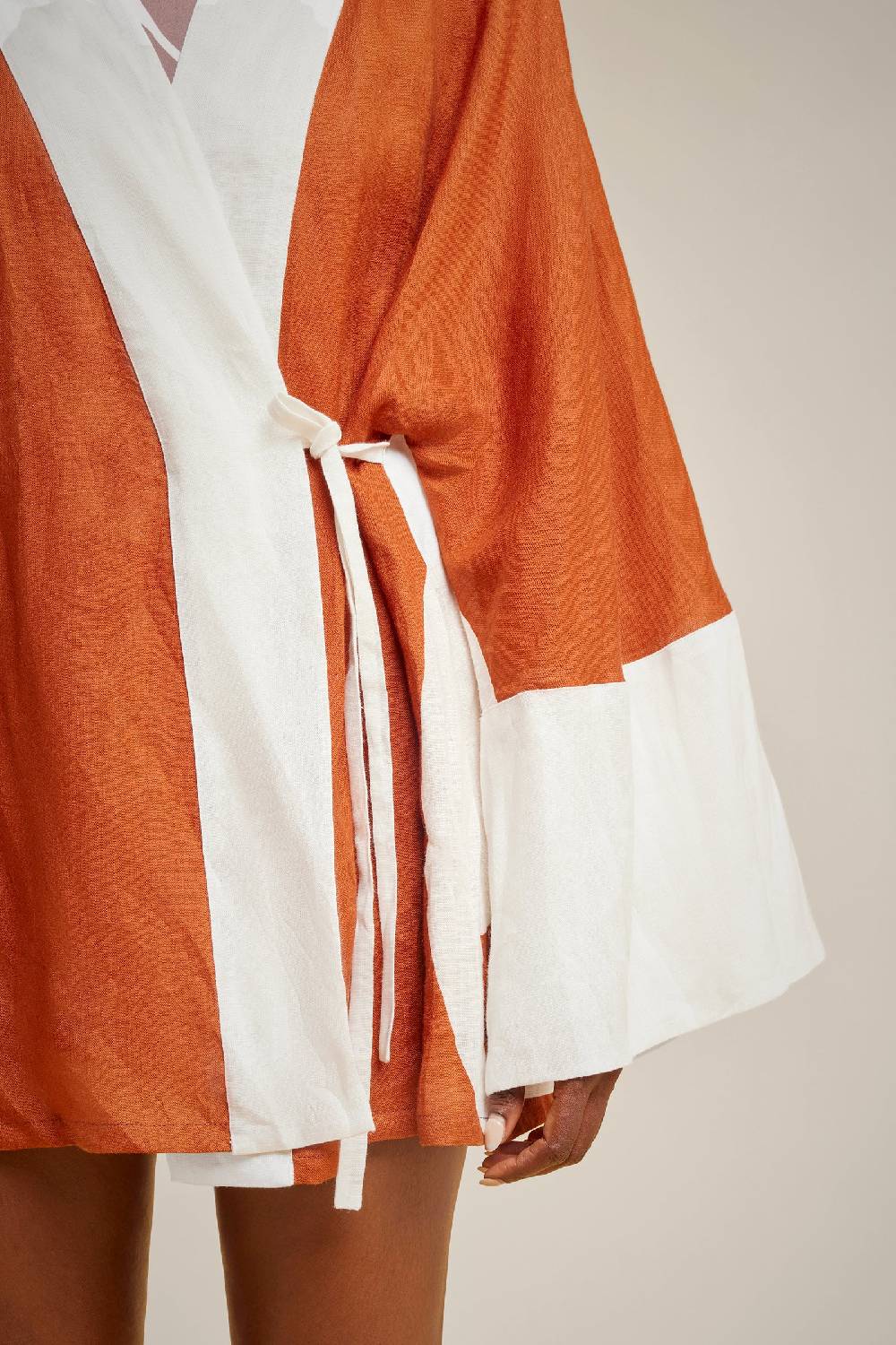 Liviana Conti KIMONO CORTO S4LL4SM323POIS.40 Flash Sale