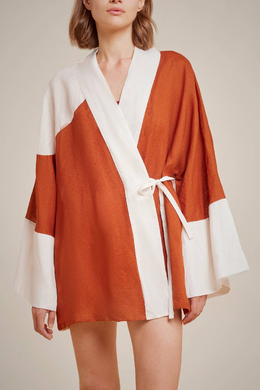 Liviana Conti KIMONO CORTO S4LL4SM323POIS.40 Flash Sale