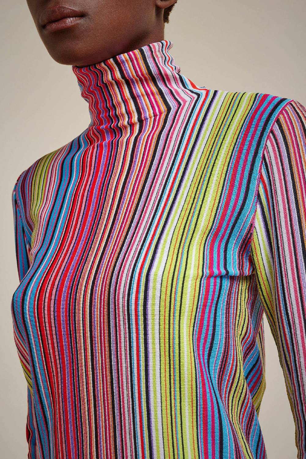 Liviana Conti MAGLIA MULTICOLOR S4FF4SA50MLT-9.XS Ultimi tre giorni