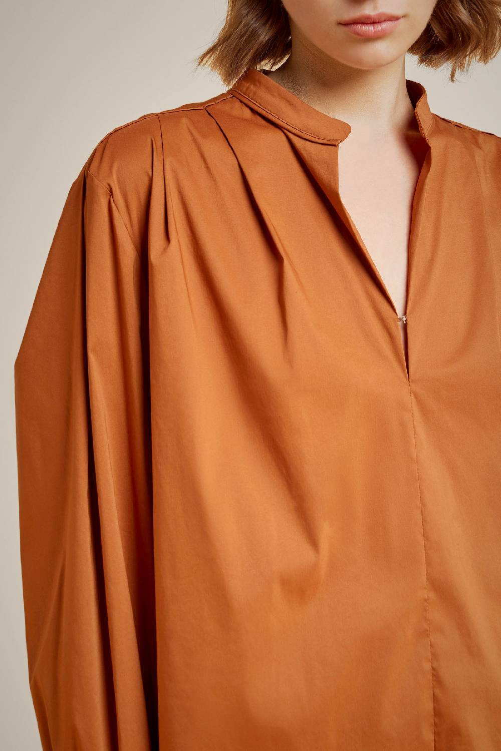 Liviana Conti BLUSA S4LL4SK15T66-0.38 In Linea
