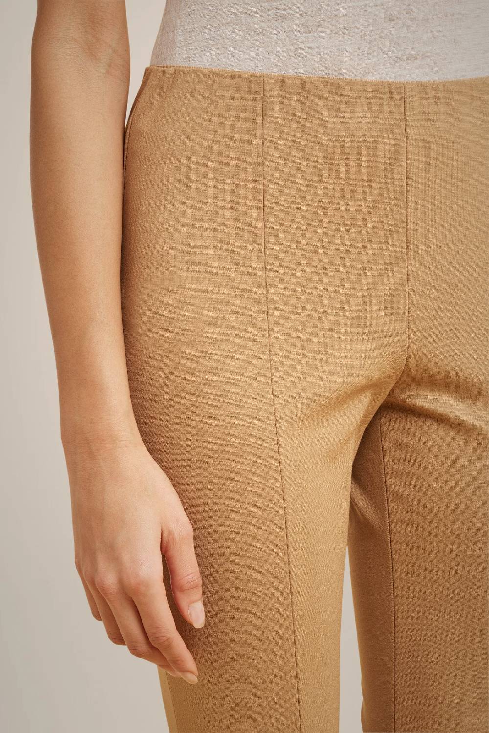 Liviana Conti PANTALONE TROMBETTA CON SPACCO W4LL4WI56U69-1.38 Offerta San Valentino