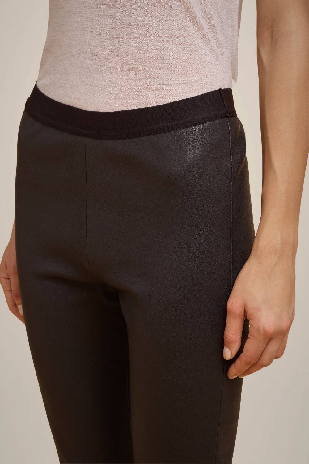 Liviana Conti LEGGINGS IN VERA PELLE W4FF4WX05Y69-0.38 Offerta migliore