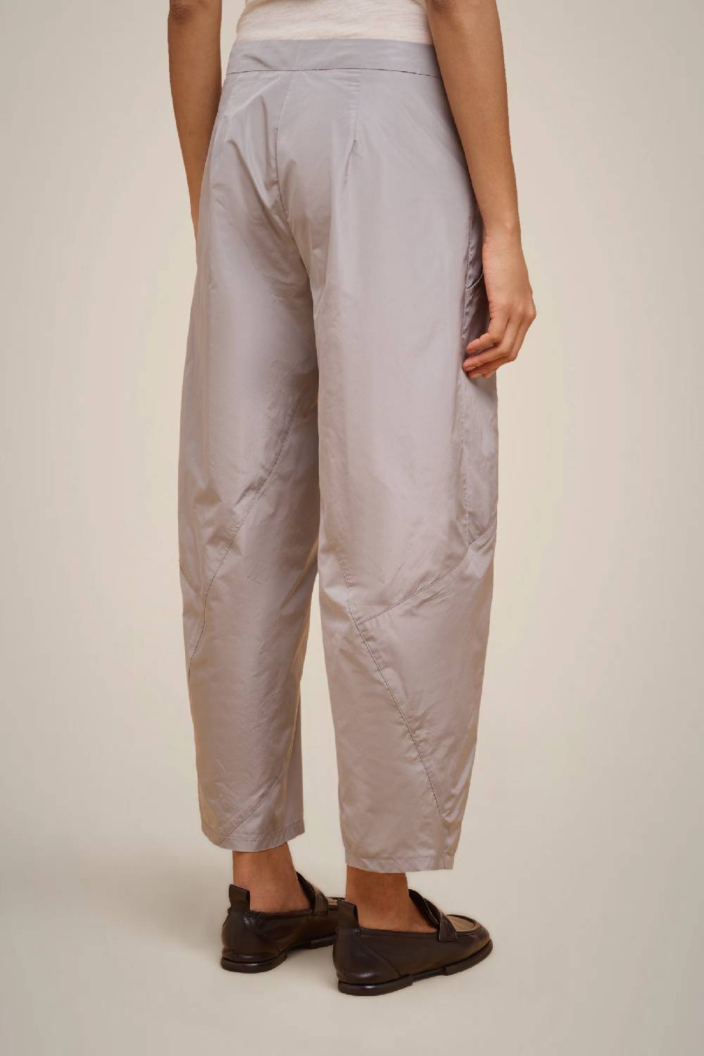 Liviana Conti PANTALONE TAGLI IN TAFFETA' W4FF4WY30X72-0.38 Ultimi due giorni