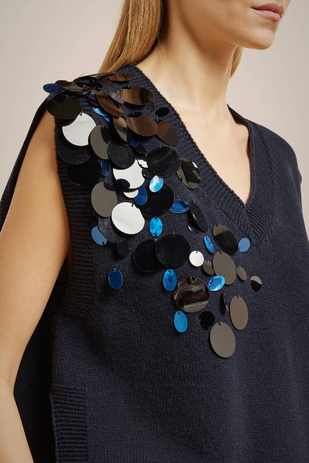 Liviana Conti GILET CON PAILLETTES IN CASHMERE RICICLATO W4LL4WC47N08-0.XS Offerta speciale della fabbrica