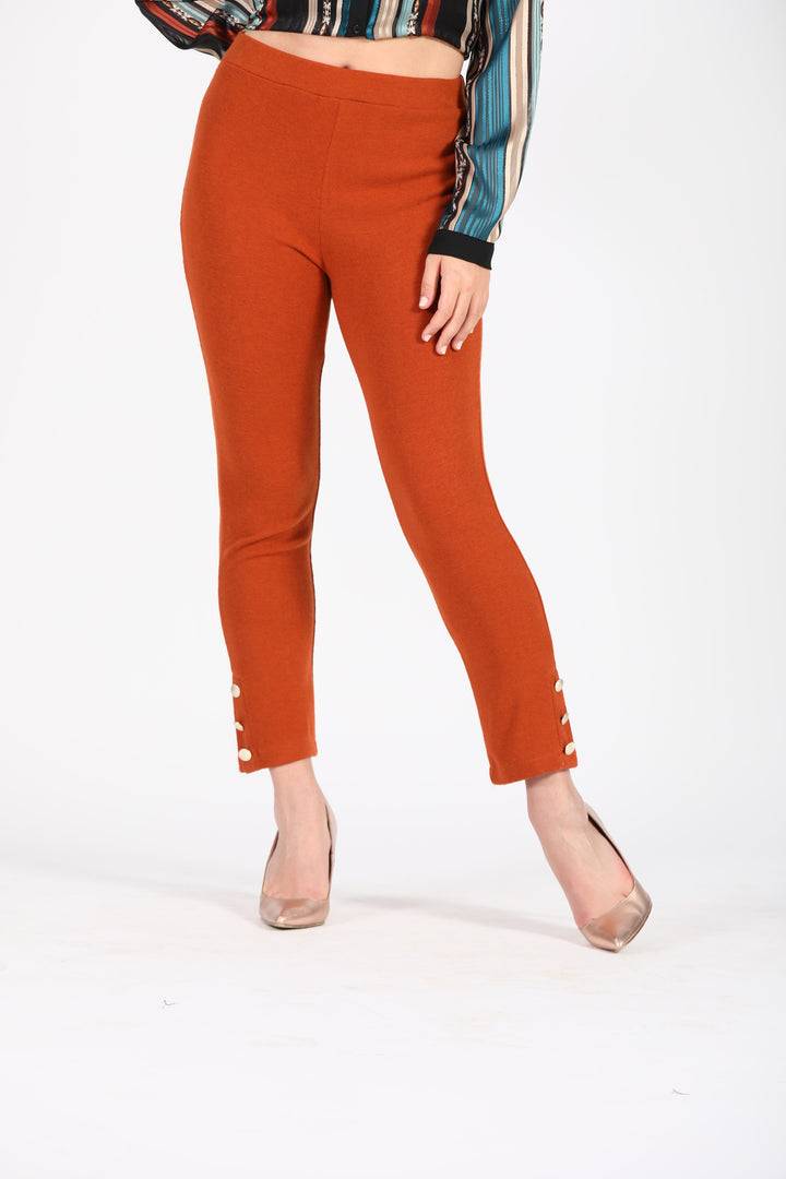 Oltre Tempo Pantalone capri mano lana con bottoncini al fondo Fino al 60% di sconto