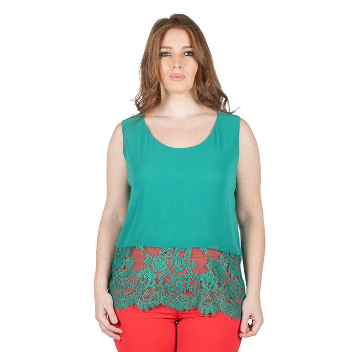 Oltre Tempo Top con pizzo al fondo