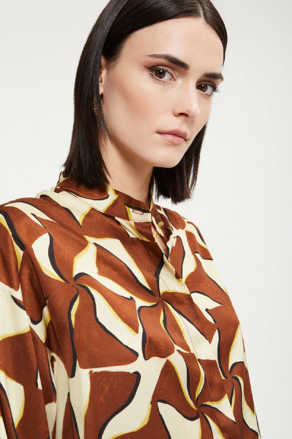 ottod'Ame Viscose shirt with rounded bottom Offerte