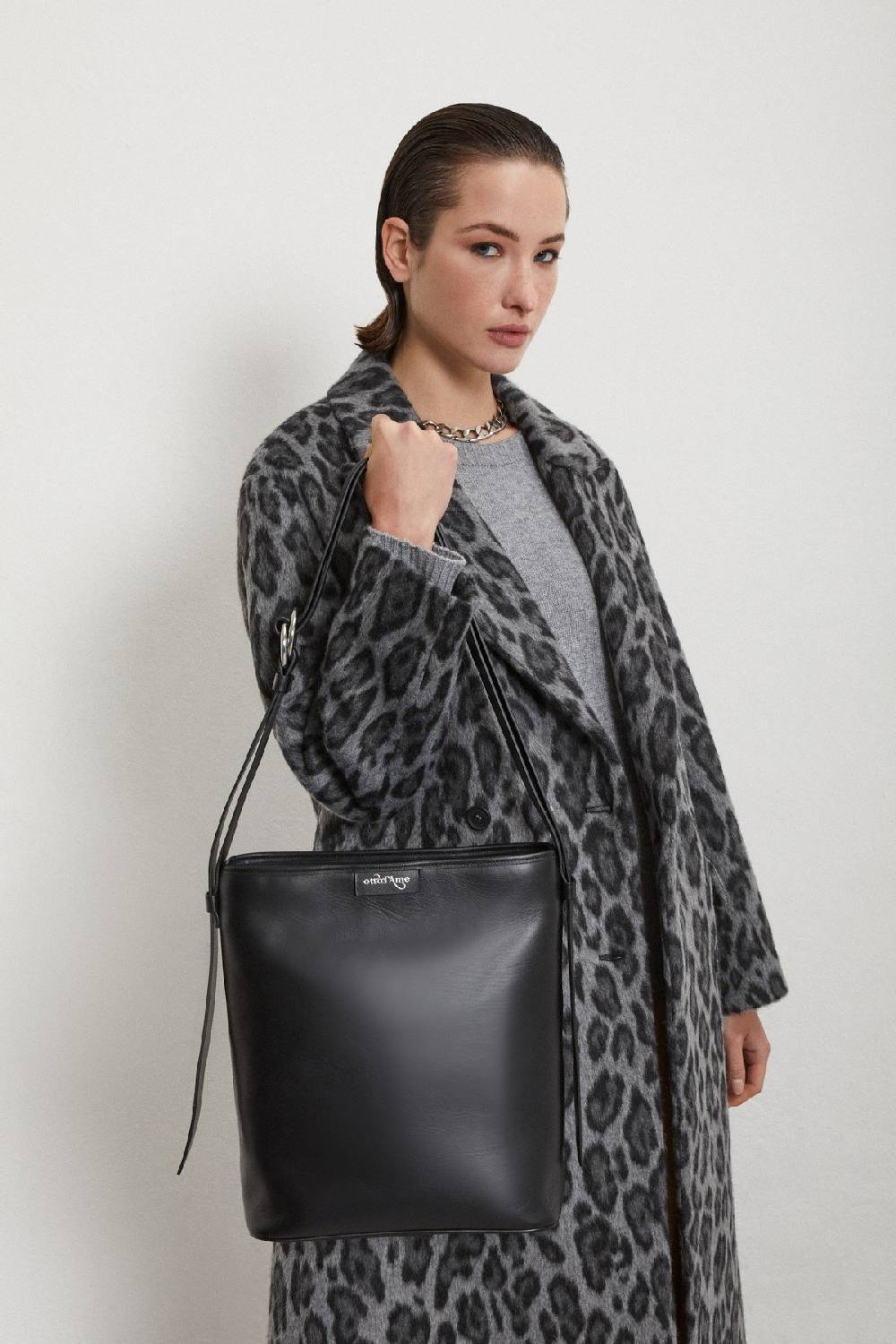 ottod'Ame Leather bucket bag Black Friday