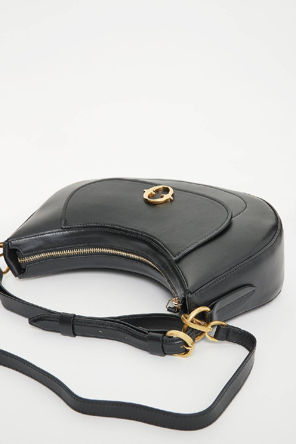 ottod'Ame Leather belly maxi bag Smaltimento dello stoccaggio