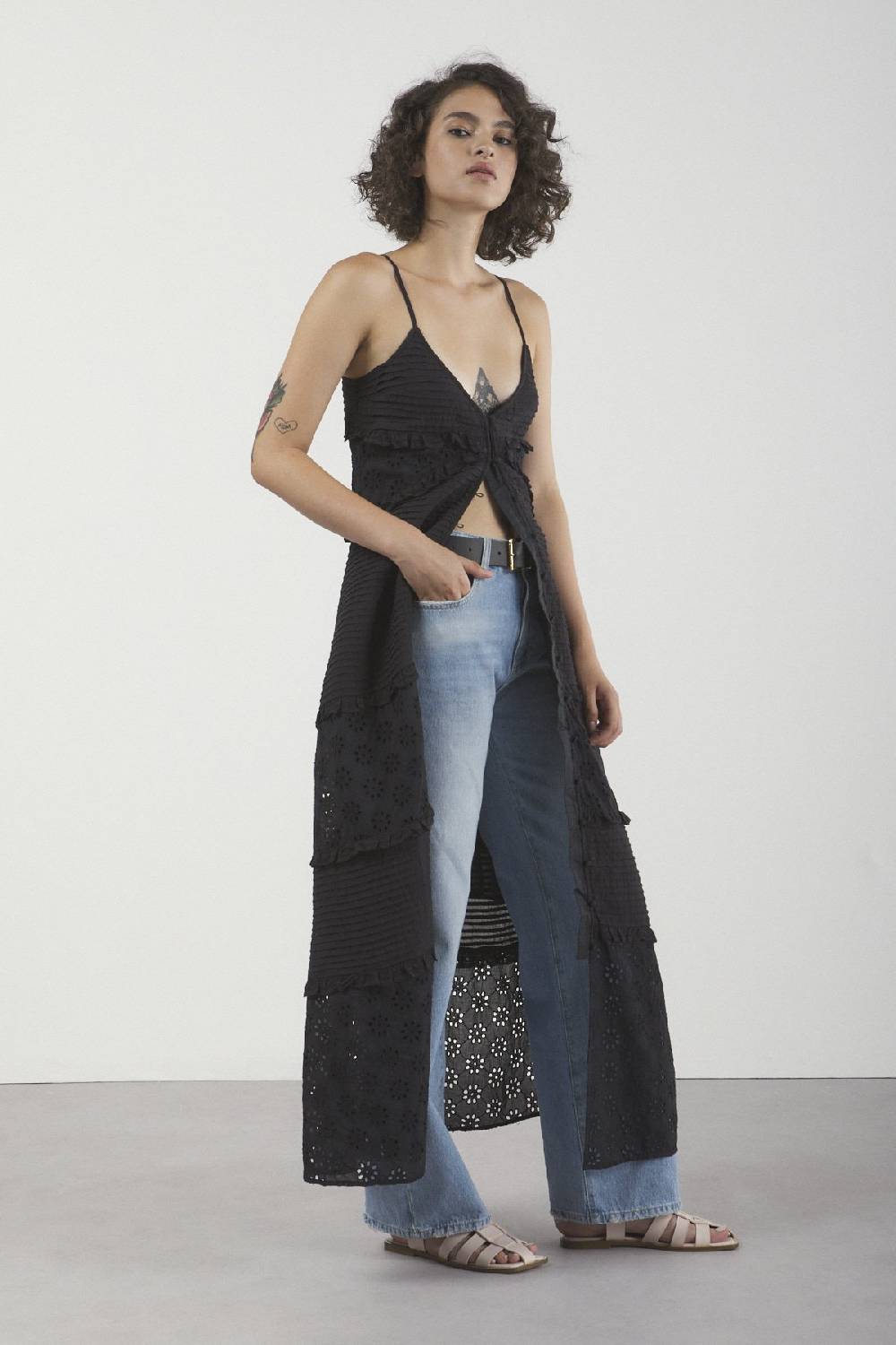 ottod'Ame Broderie anglaise long dress with ruffles Offerte esclusive