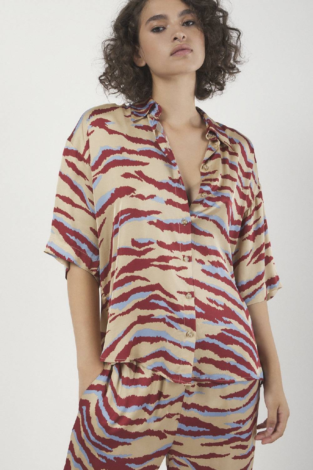 ottod'Ame Viscose shirt Comprane uno, ottenene uno gratis