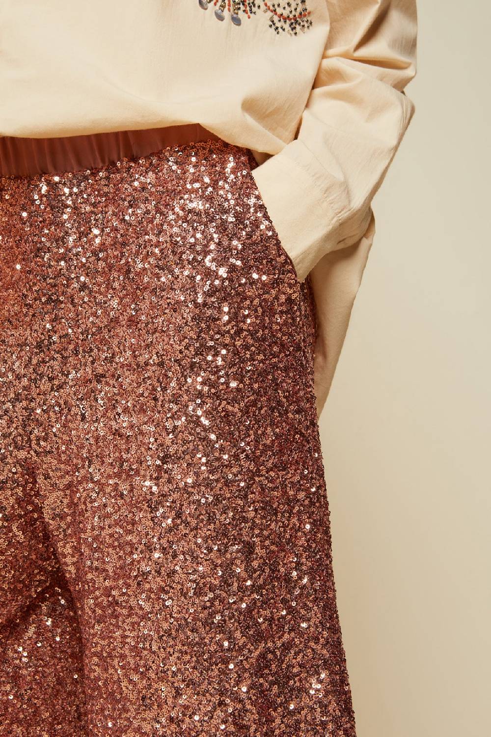 ottod'Ame Trousers with sequins Limitato a 3 giorni