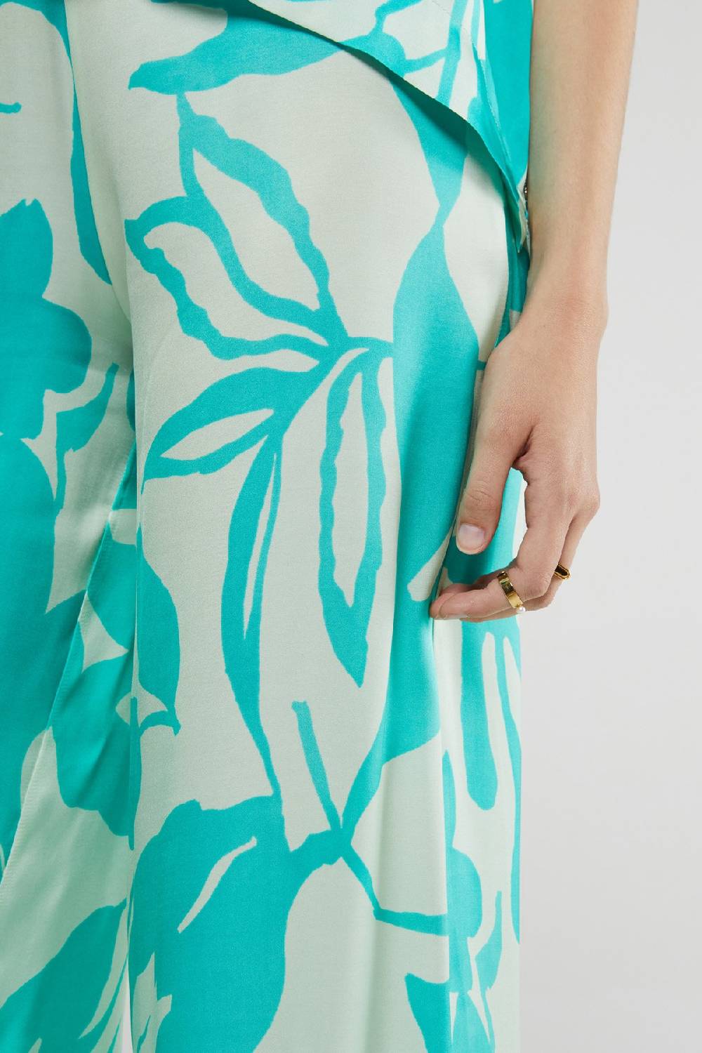 ottod'Ame Printed viscose trousers Presa